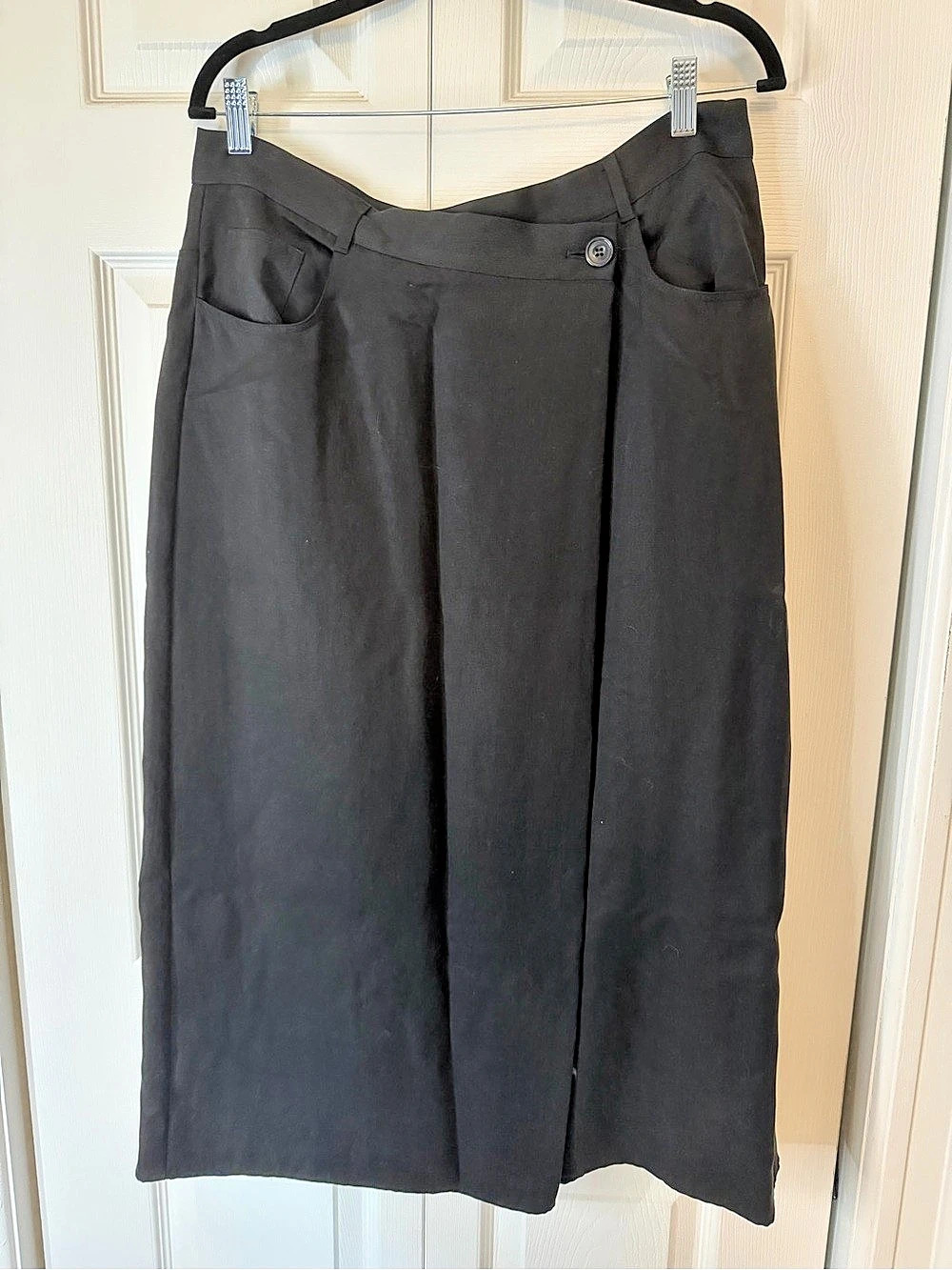 COS Black Midi Skirt. Asymmetrical button closure. Size 12